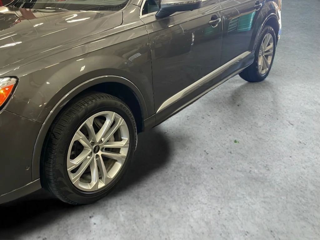 Used 2025 Gray Audi 55 Premium Plus image 44