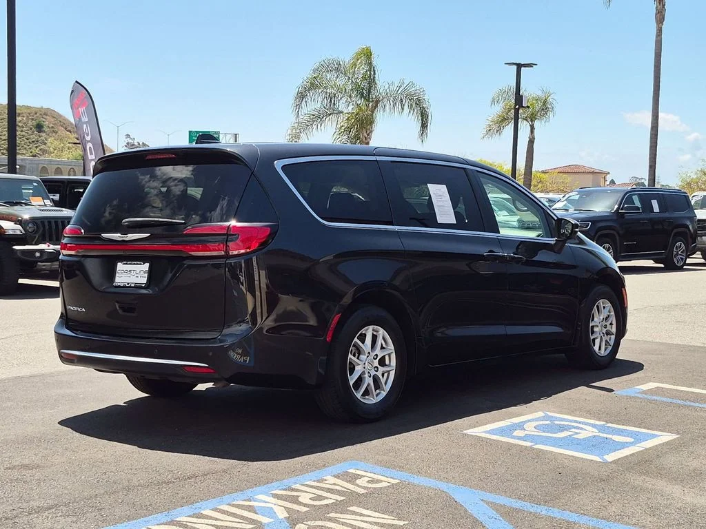 Certified Used 2023 Black Chrysler Touring L image 5