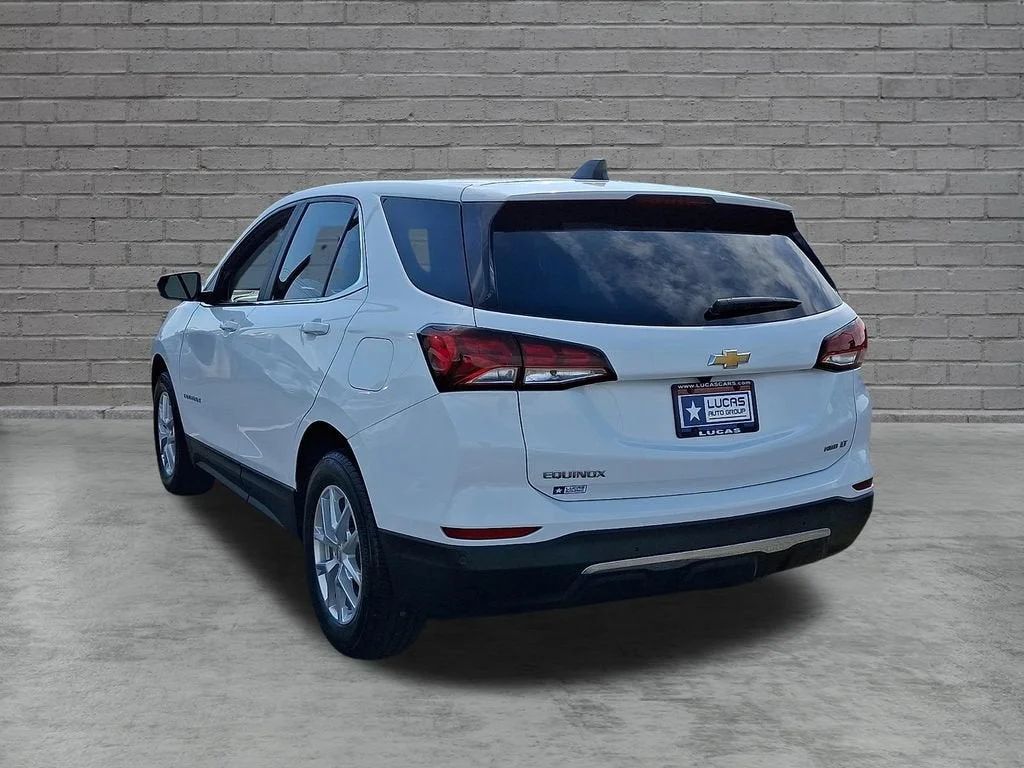 Used 2023 Summit White Chevrolet LT image 38