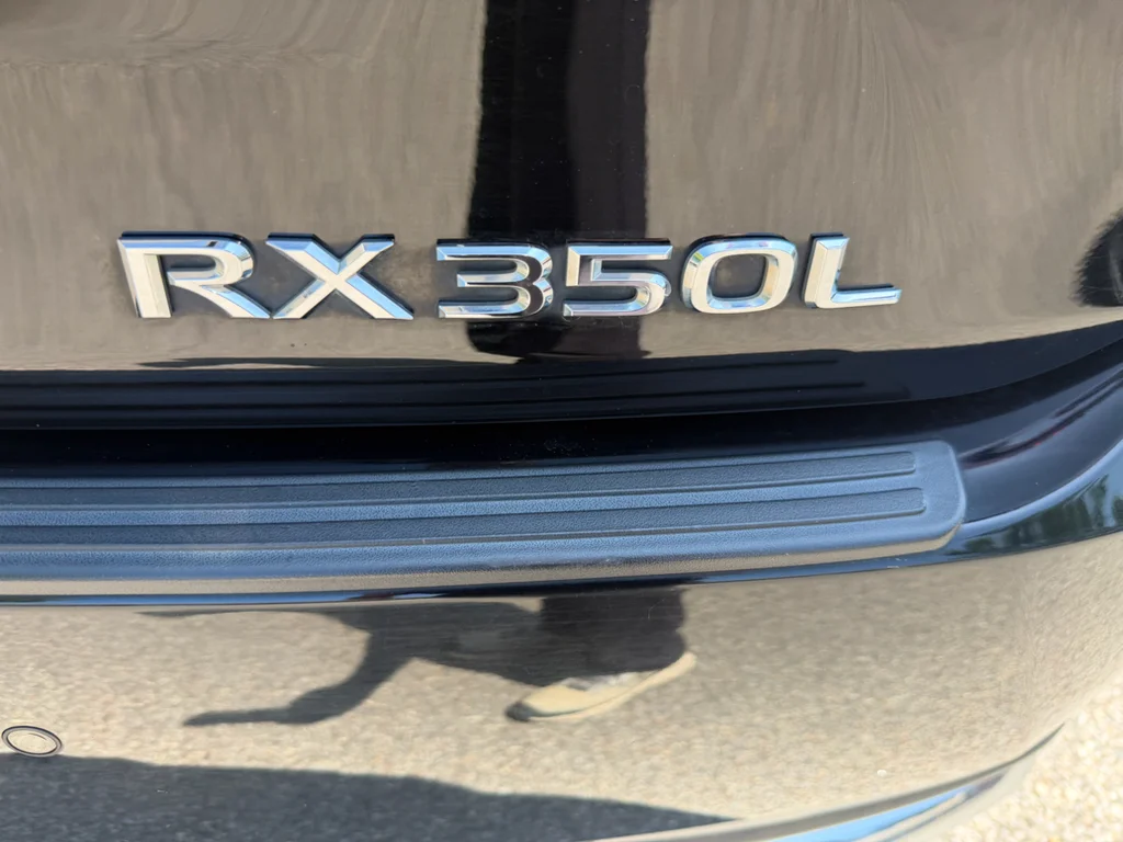 Used 2018 Obsidian Lexus Premium image 5
