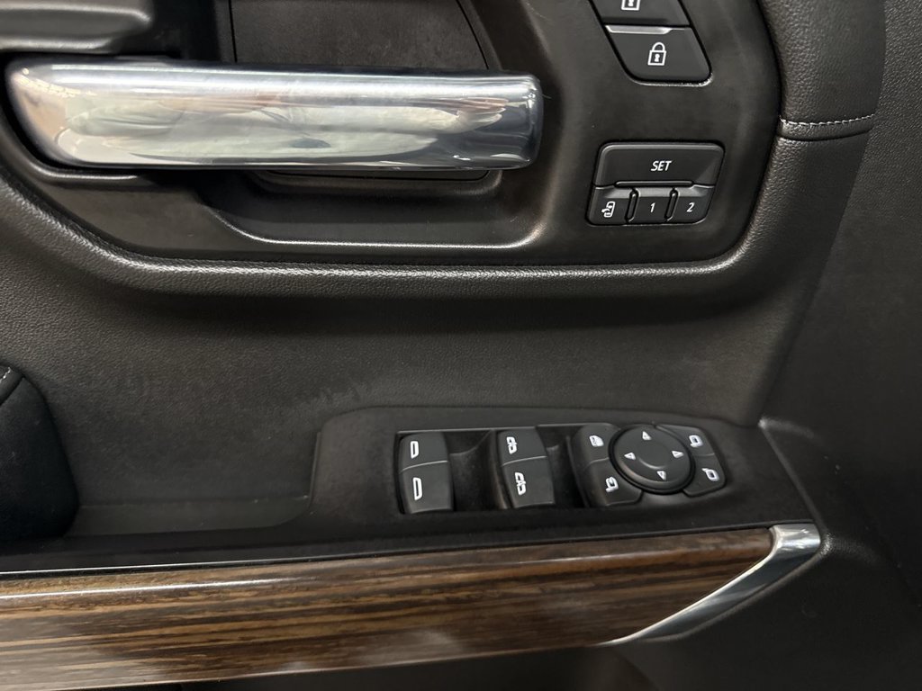 Used 2020 Black Chevrolet High Country image 15