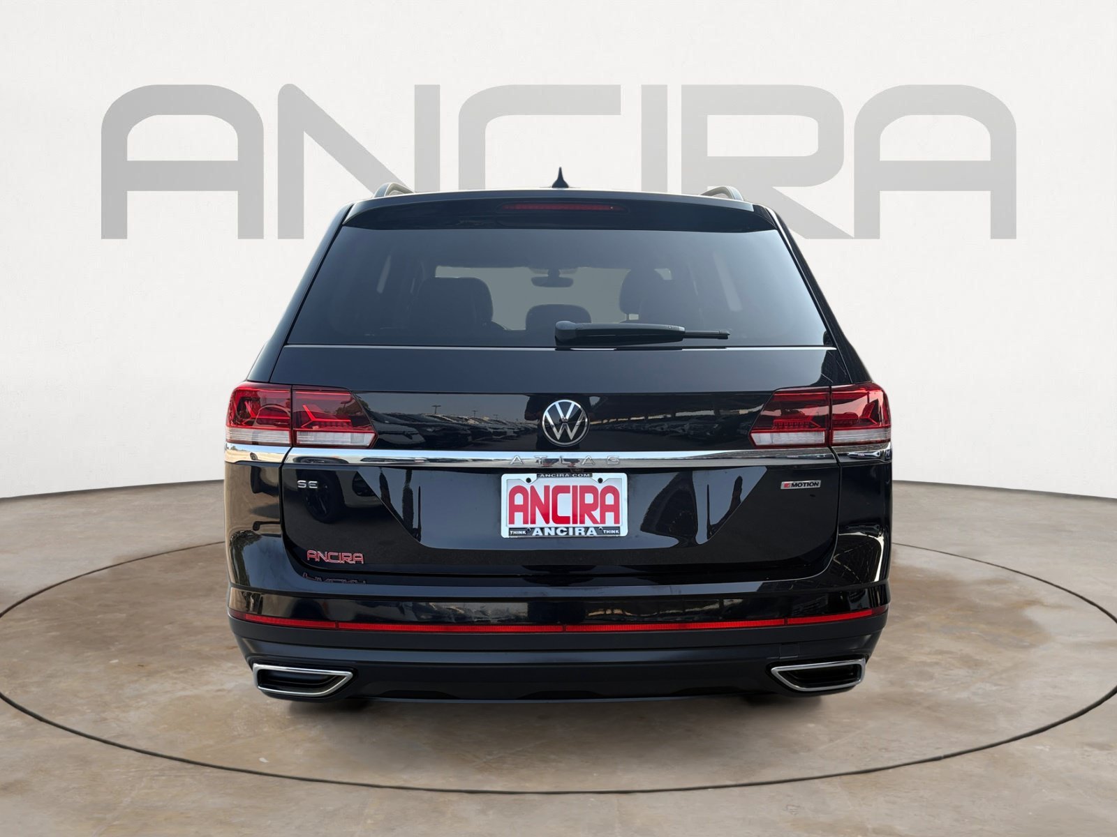 Used 2021 Deep Black Pearl Volkswagen 2.0T SE image 9