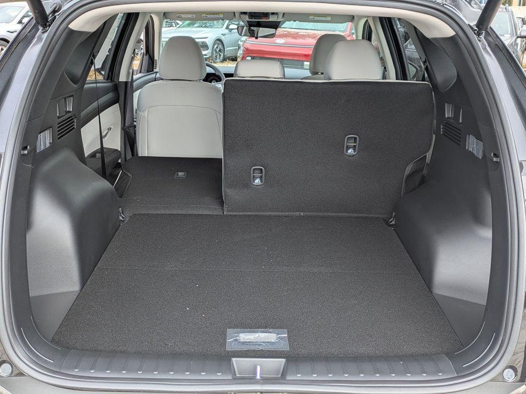 New 2026 Black Hyundai SEL FWD image 12