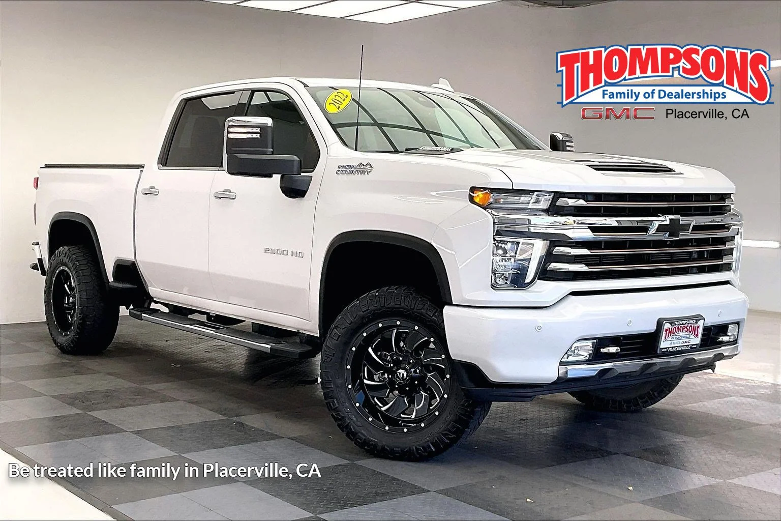 Used 2022 Iridescent Pearl Tricoat Chevrolet High Country image 1