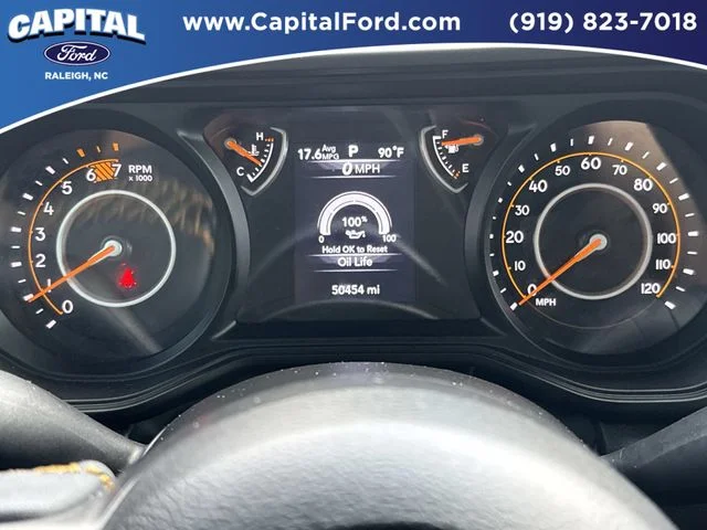 Used 2024 White Jeep Sport S image 25