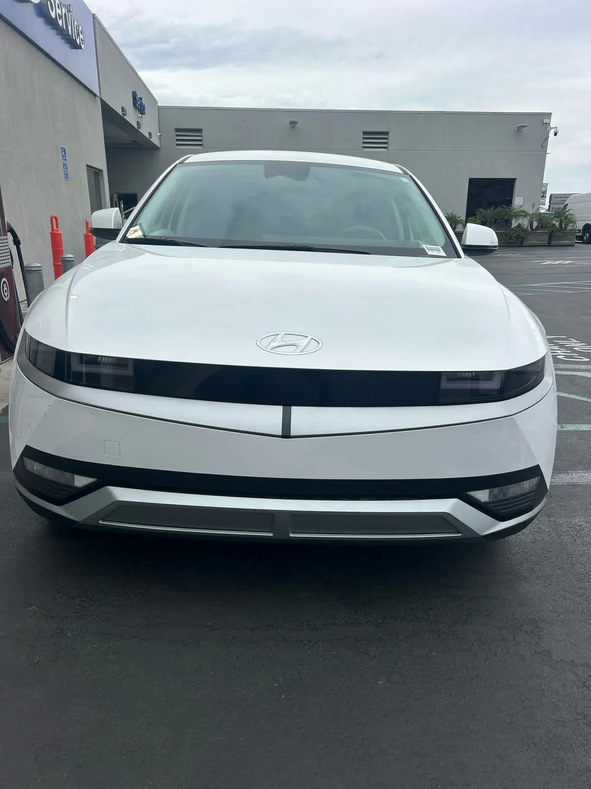 Used 2024 ATLAS WHITE HYUNDAI SEL image 6