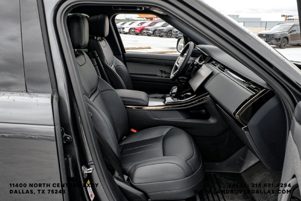 New 2026 Carpathian Gray Land Rover SE image 38