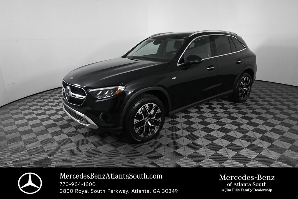 2025 Mercedes-Benz GLC