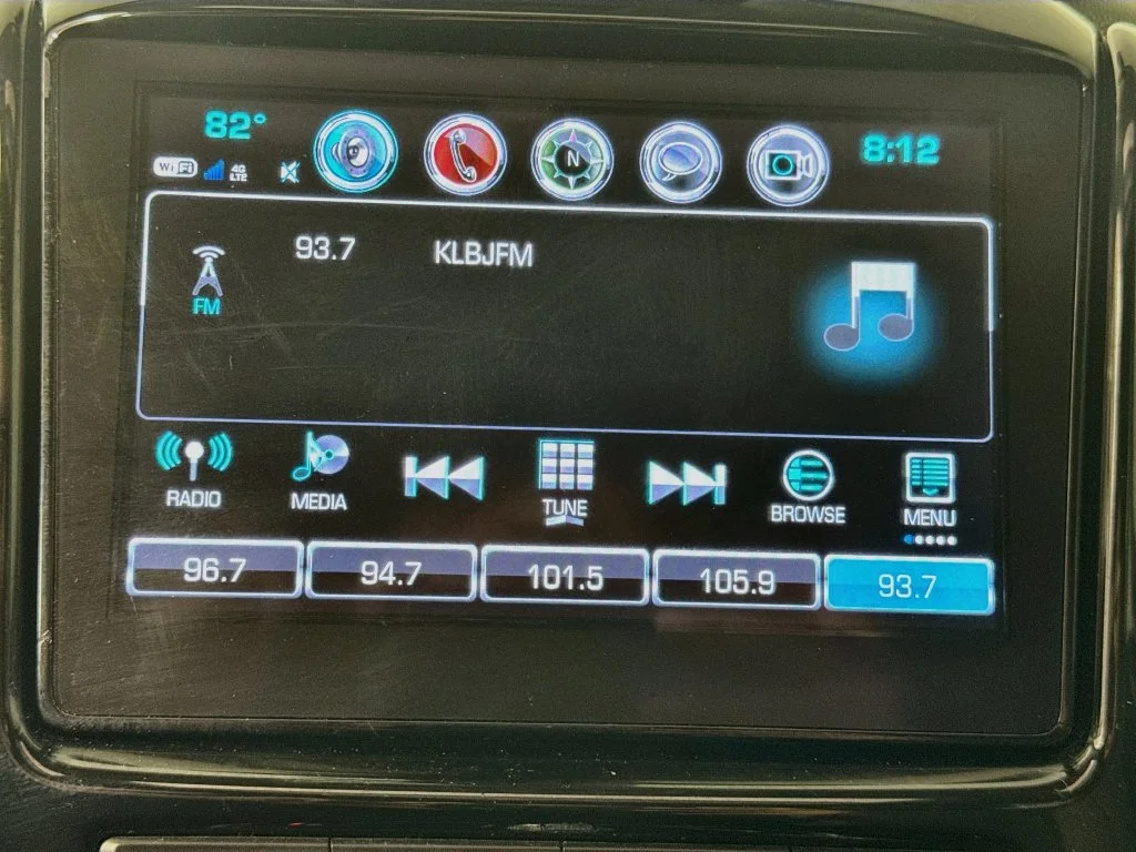 Used 2019 Mosaic Black Metallic Chevrolet 3LT image 18