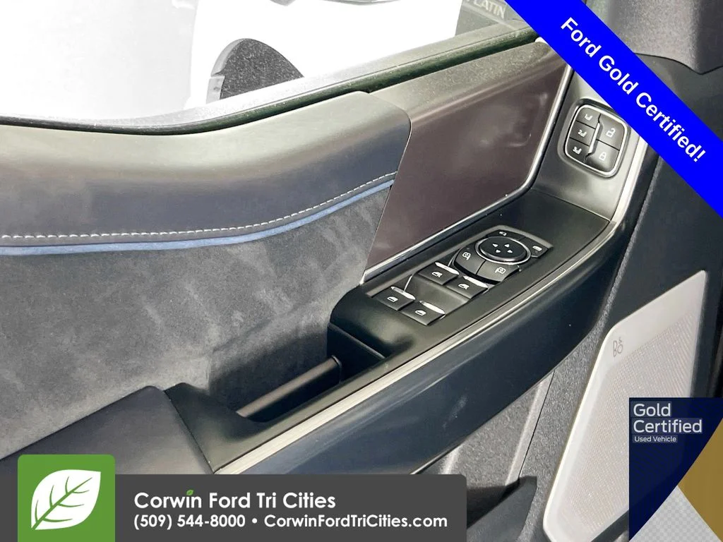 Certified Used 2025 Star White Ford Platinum image 12