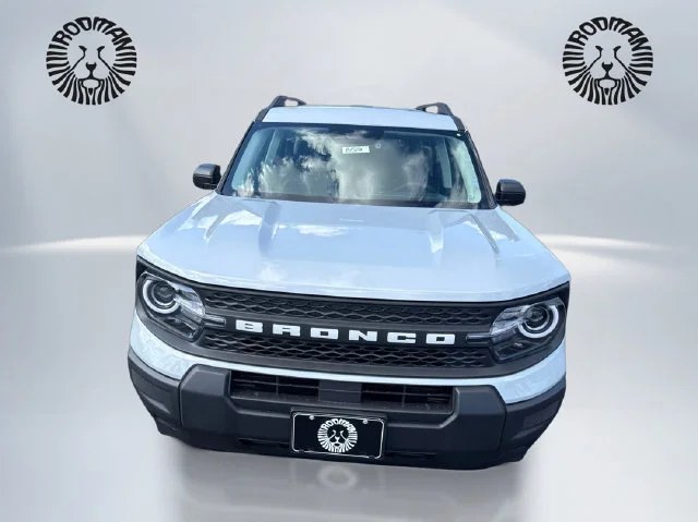 New 2026 Space White Metallic Ford Big Bend® image 2