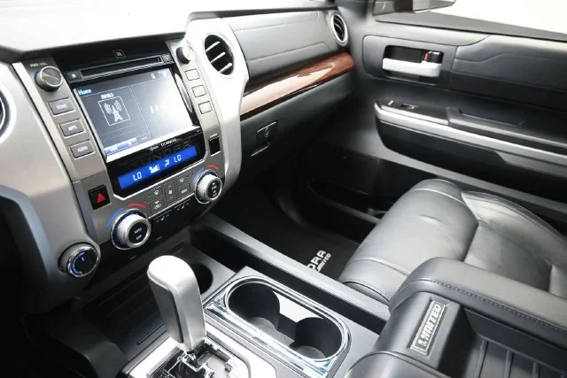 Used 2016 Brown Toyota Limited image 28