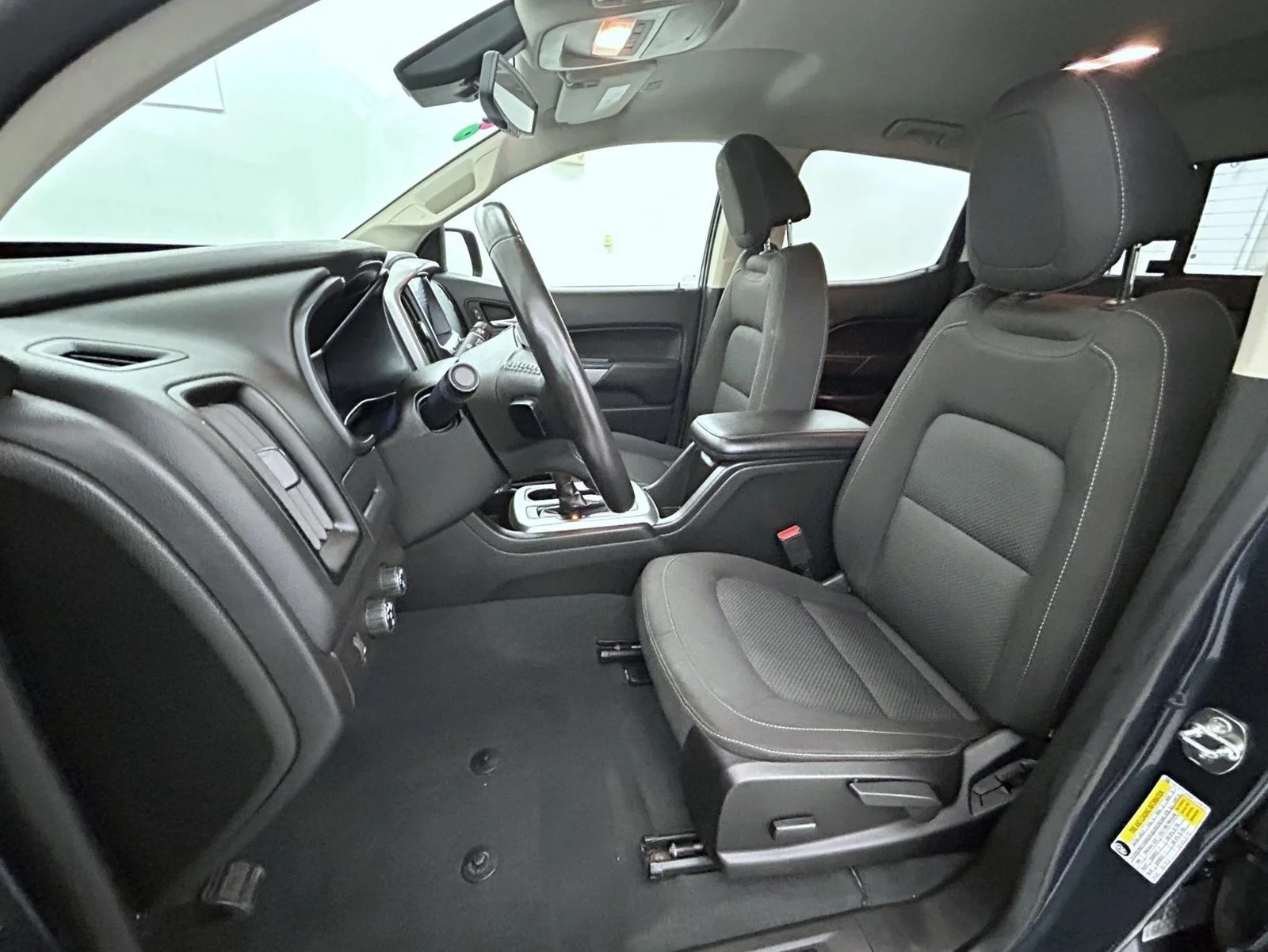 Used 2019 Gray Chevrolet LT image 10