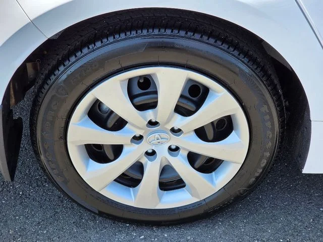 Used 2024 White Toyota LE image 12