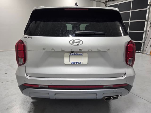 Used 2025 Silver Hyundai SEL Premium image 10