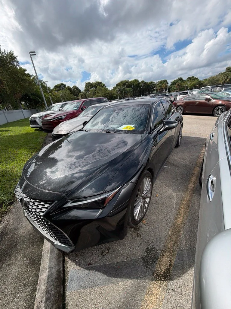 Certified Used 2022 CAVIAR Lexus 300 image 3
