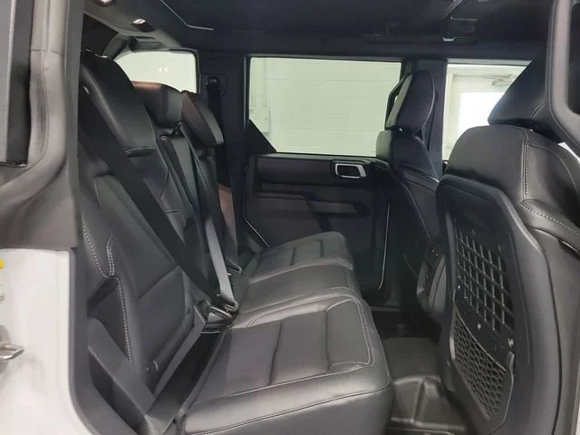 New 2025 Oxford White Ford Badlands® image 18