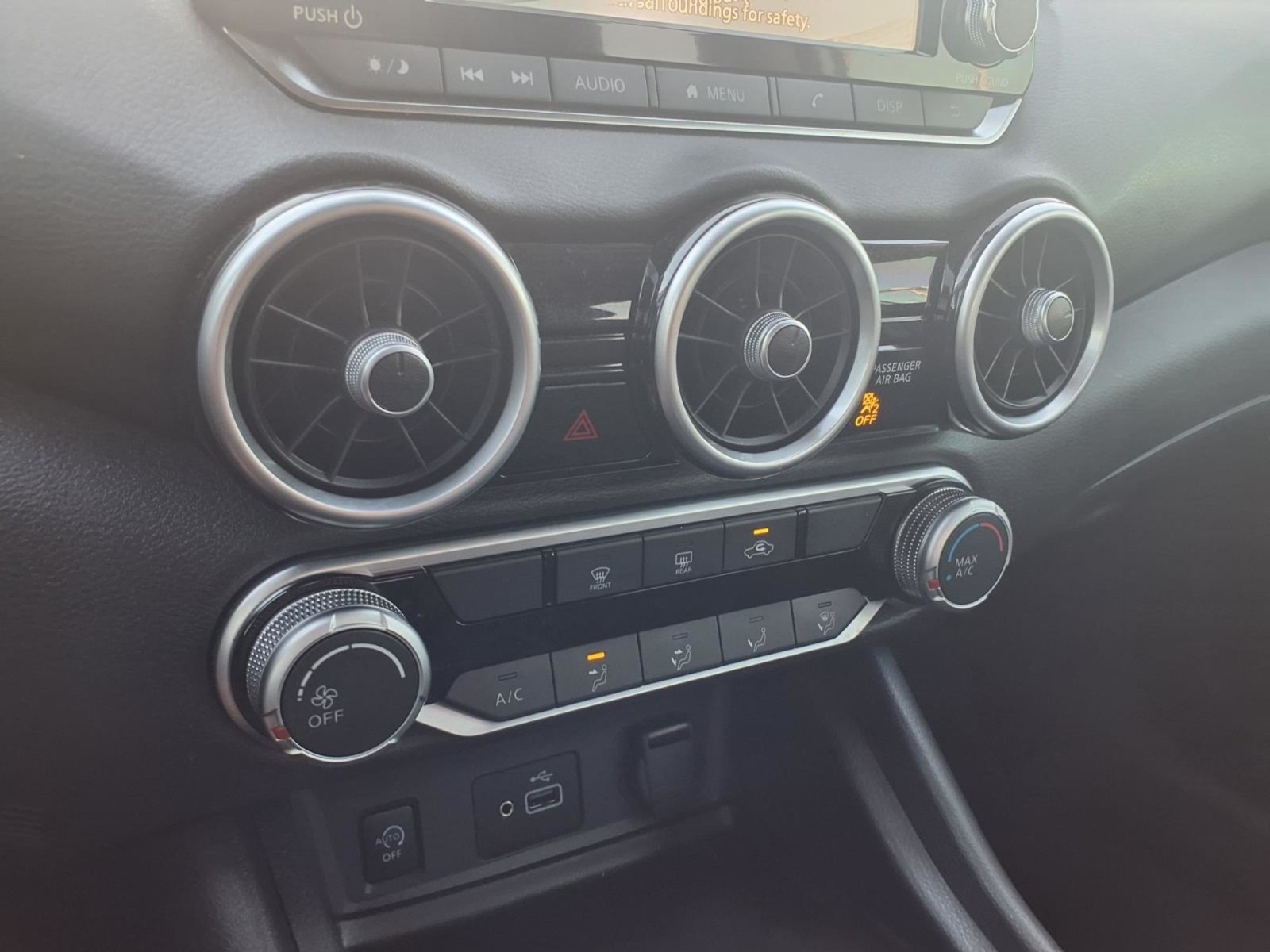2025 Nissan Sentra photo 24 of 25