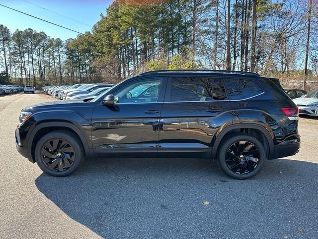 New 2026 Deep Black Pearl Volkswagen 2.0T SE W/TECHNOLOGY image 8