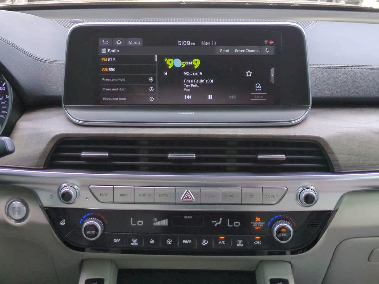 Used 2020 Dark Moss Kia EX image 18