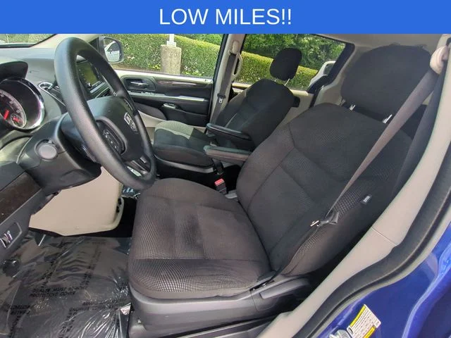 Used 2020 Blue Dodge SE image 16