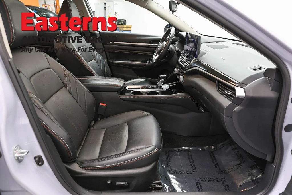 Used 2023 Gray Nissan 2.5 SR image 24