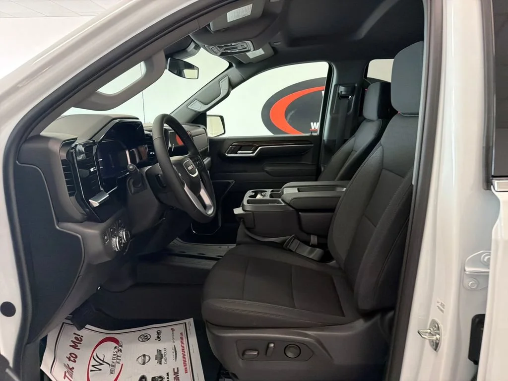 New 2026 Summit White GMC SLE image 8