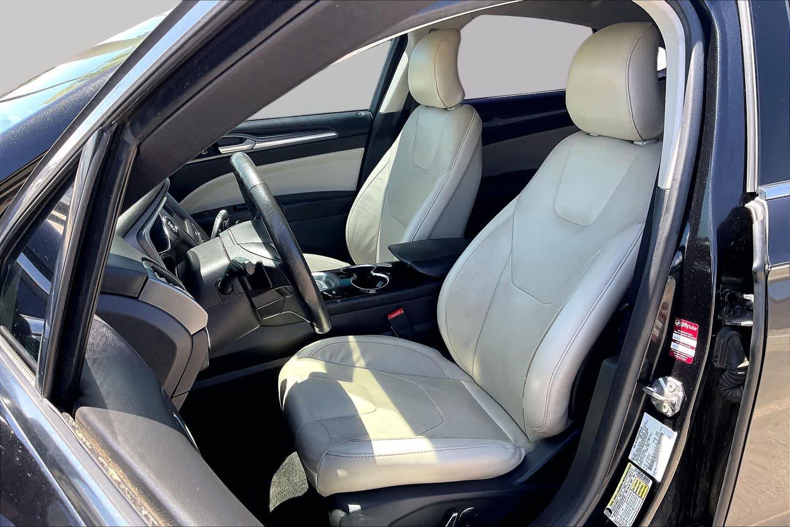 Used 2015 Tuxedo Black Ford Titanium image 8