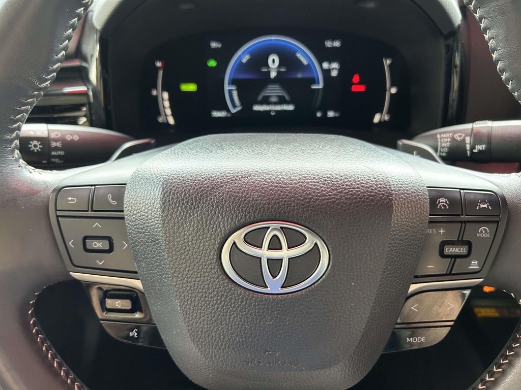 Certified Used 2025 Gray Toyota SE image 28