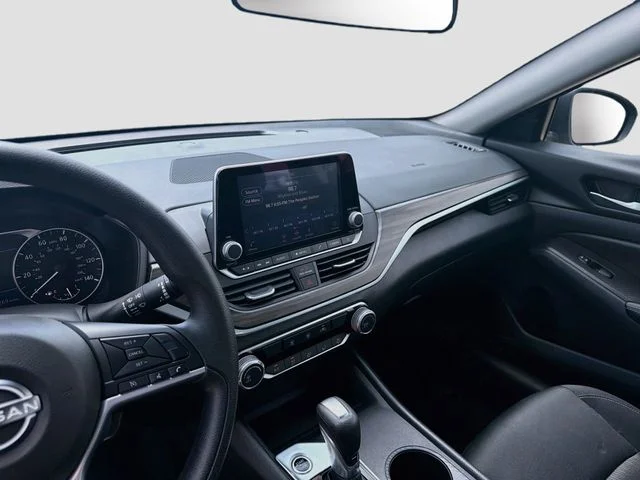 Used 2025 Gray Nissan 2.5 SV image 9