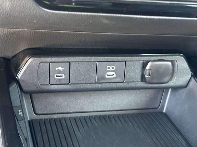 Certified Used 2024  Toyota Limited image 20