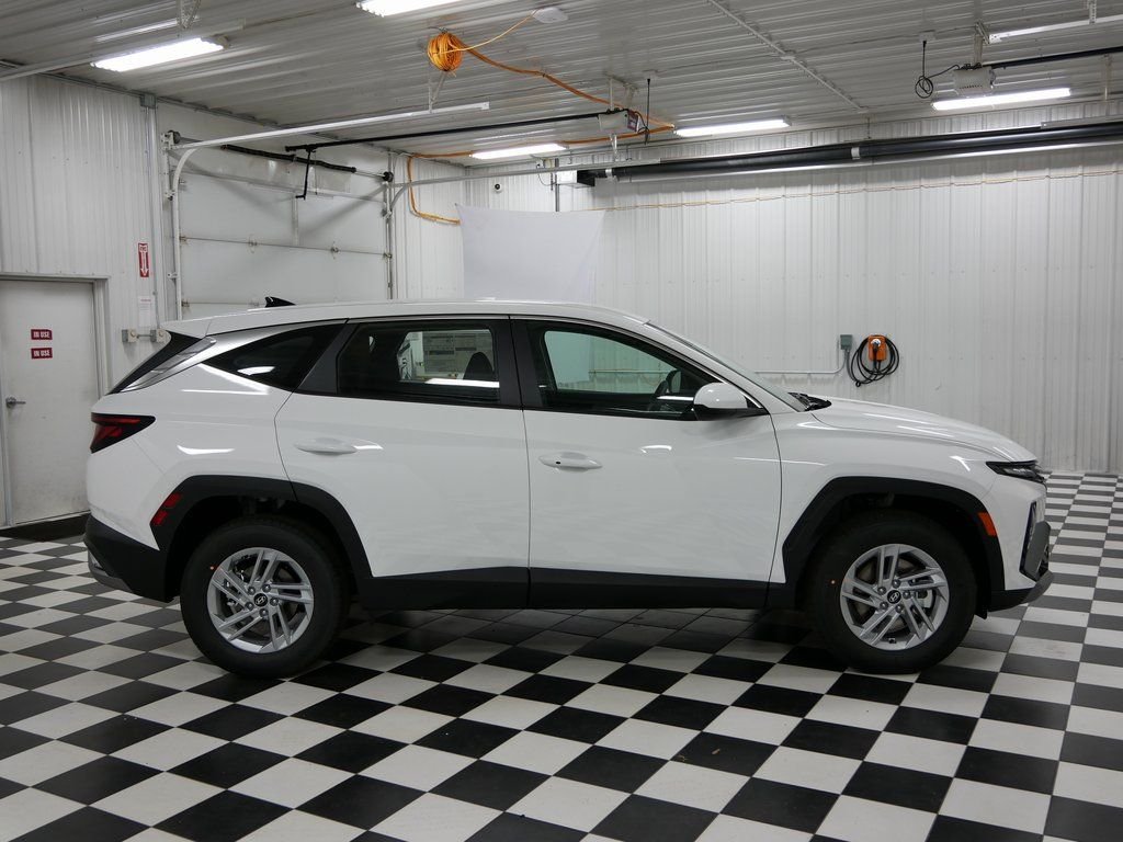 Used 2025 Hyundai Tucson SE with VIN 5NMJACDE5SH599831 for sale in Rochester, Minnesota