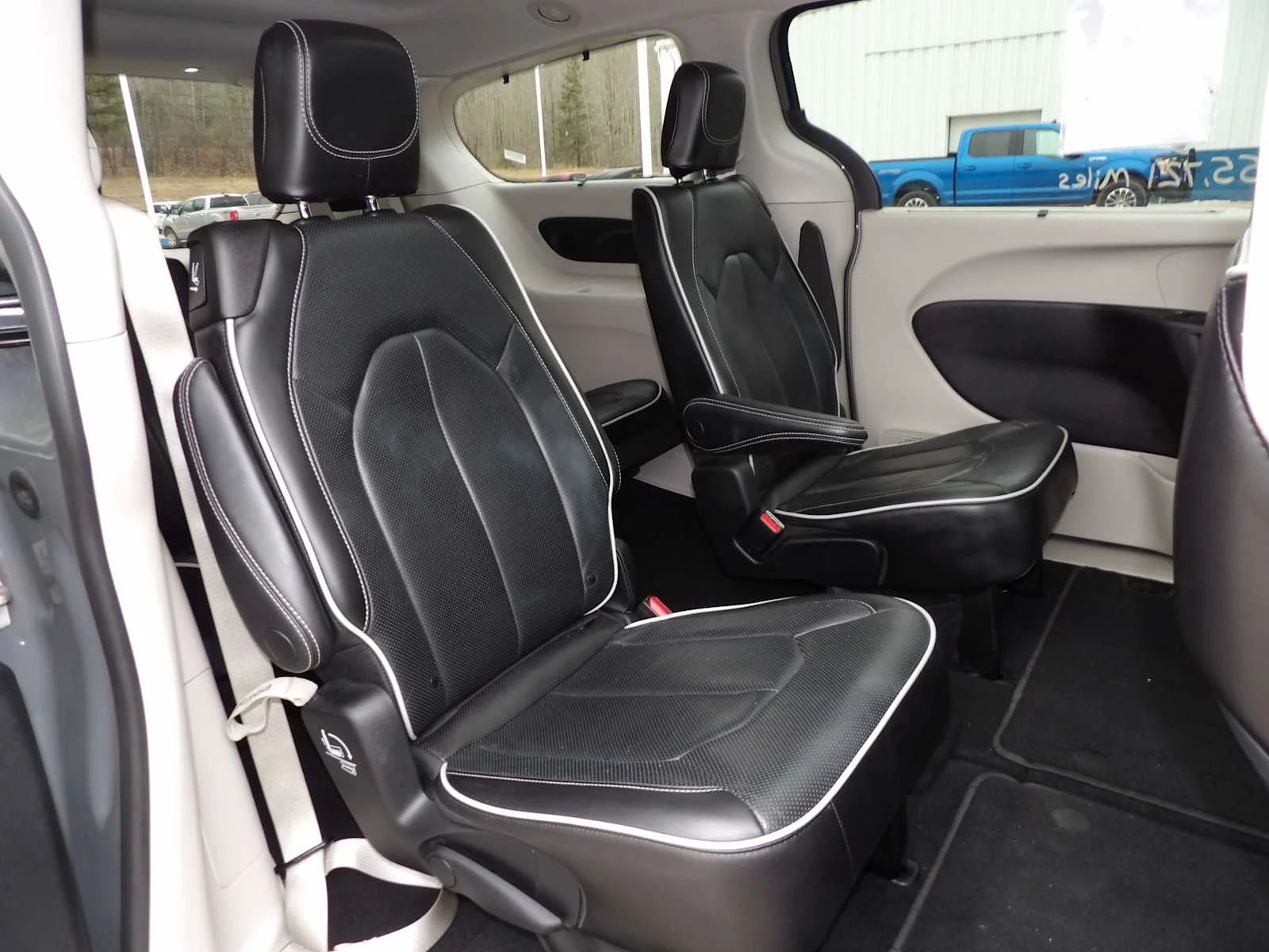 2023 Chrysler Pacifica Limited - Photo 14