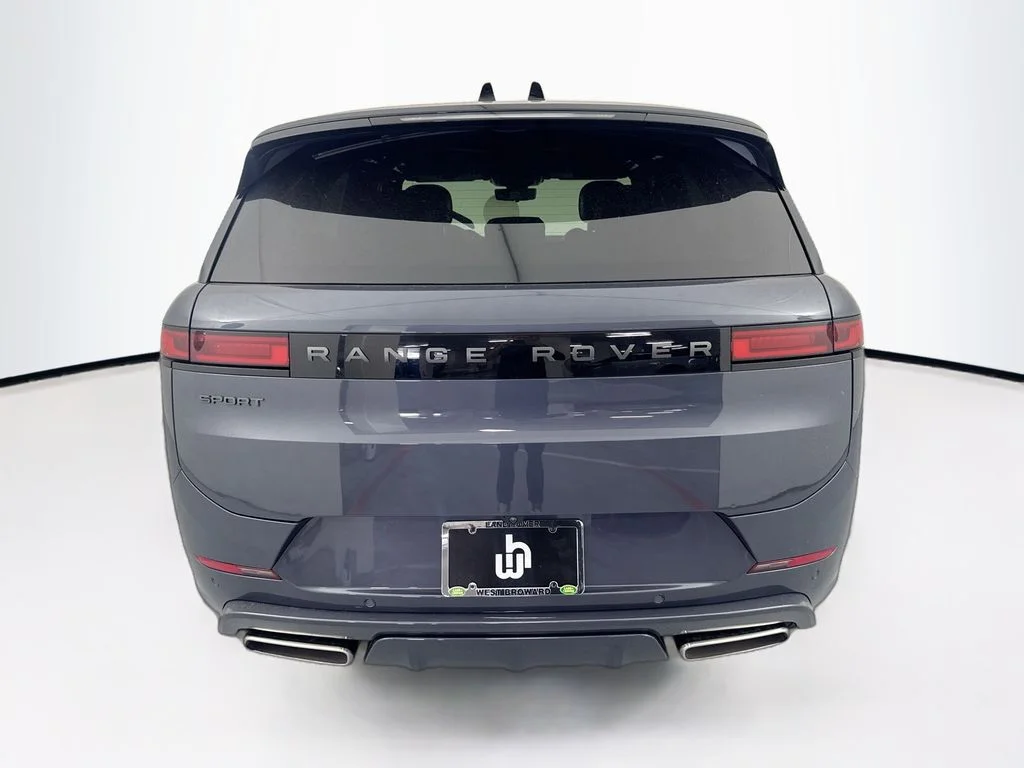 New 2026 Varesine Blue Land Rover Dynamic SE image 6