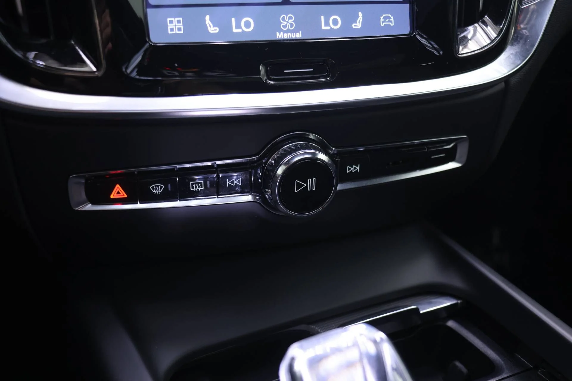 Certified Used 2024 Black Volvo B5 Plus Black Edition image 9