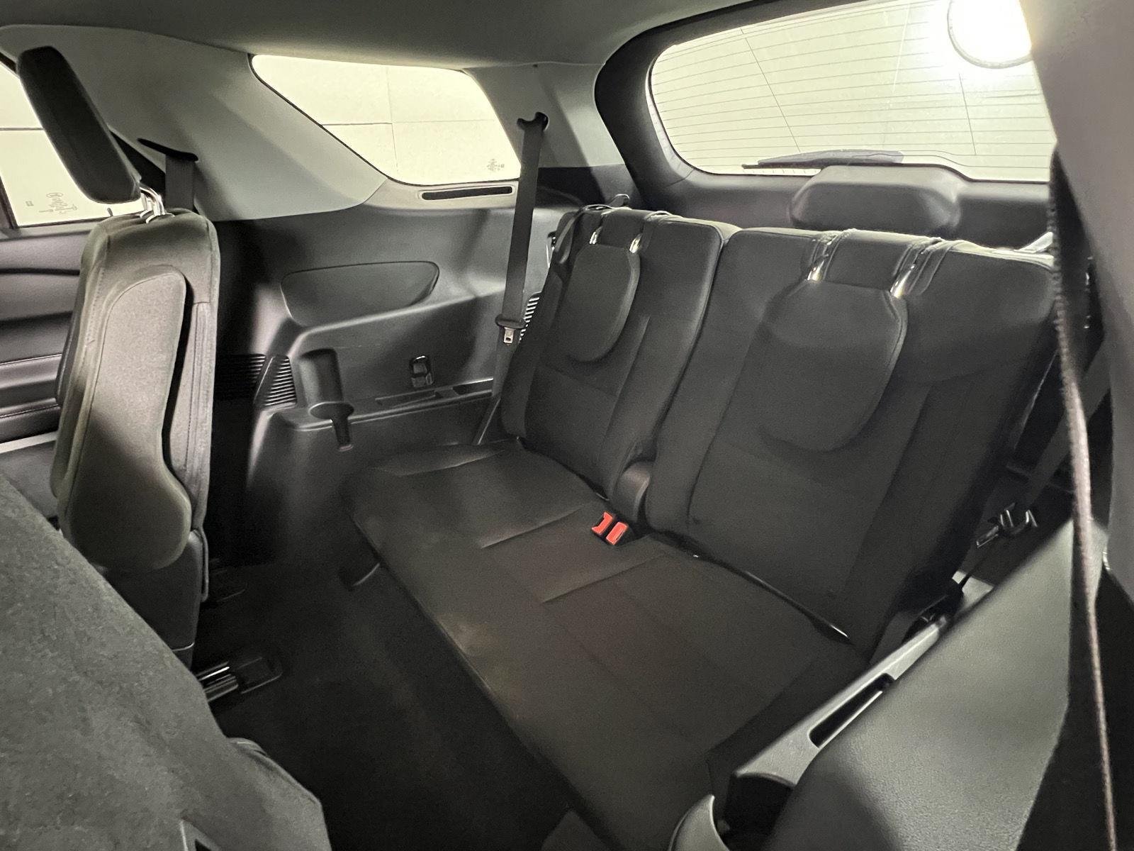 Used 2022 White Metallic Ford XLT image 20