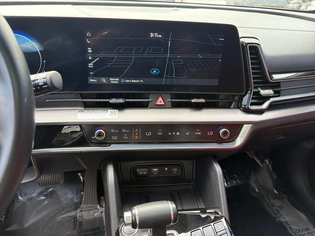 2023 Kia Sportage SX - Photo 24