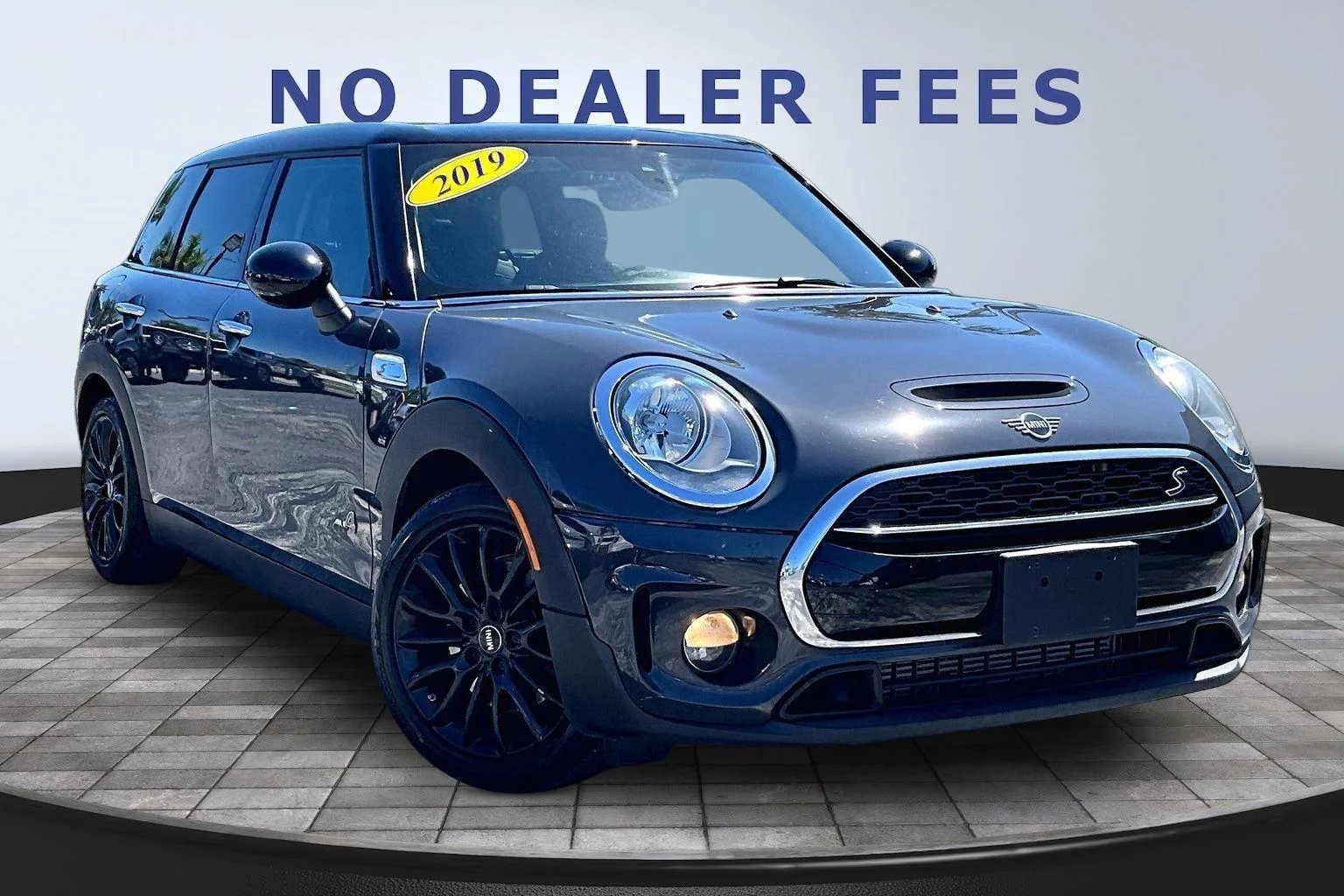 Used 2019 Thunder Gray Metallic MINI Cooper S image 3
