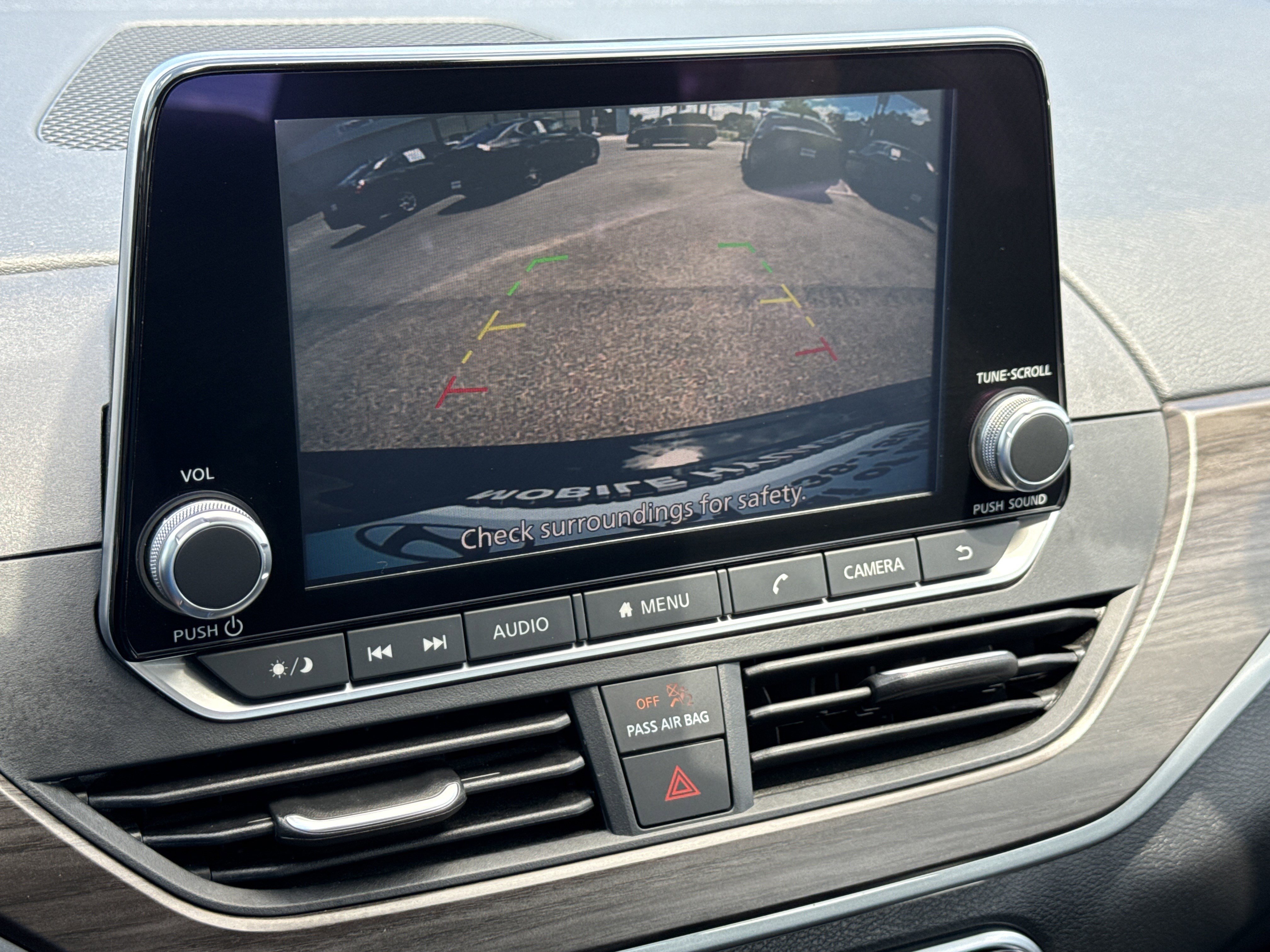 2025 Nissan Altima SV - Photo 23