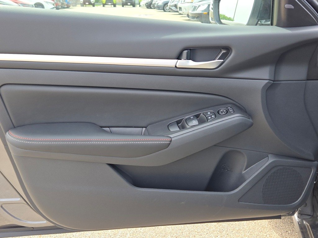 New 2026 Gray Nissan 2.5 SR image 19