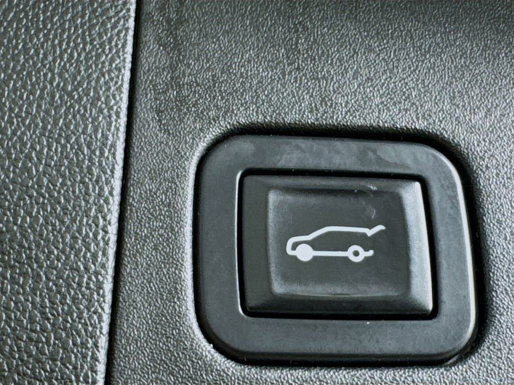 Used 2018 Stellar Black Metallic Cadillac Premium Luxury image 35