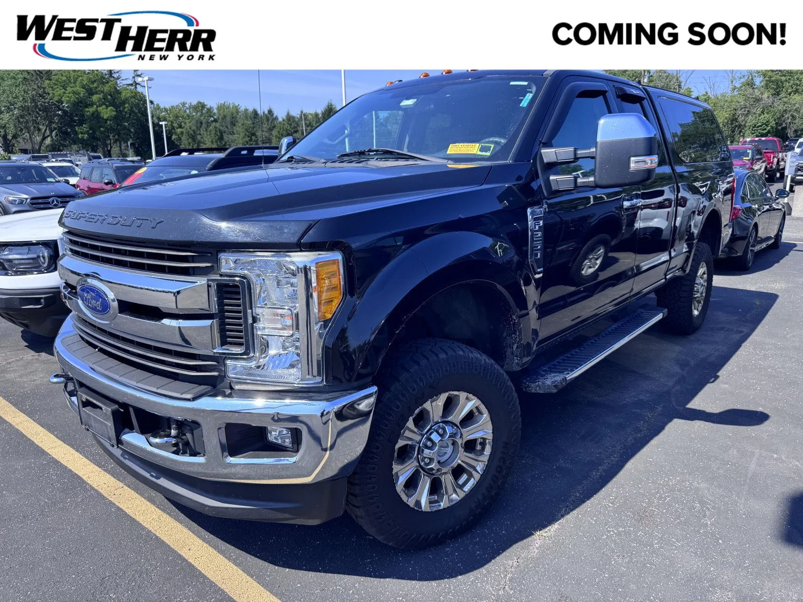 Used 2017 Shadow Black Ford XLT image 1