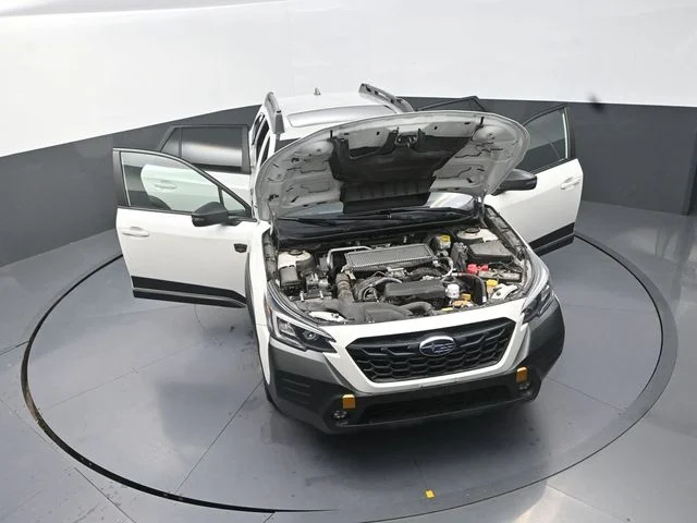 Used 2022 White Subaru Wilderness image 40