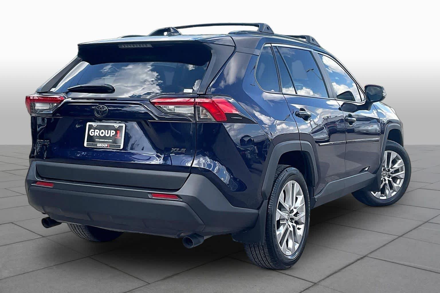 Used 2025 Blueprint Toyota XLE Premium image 13
