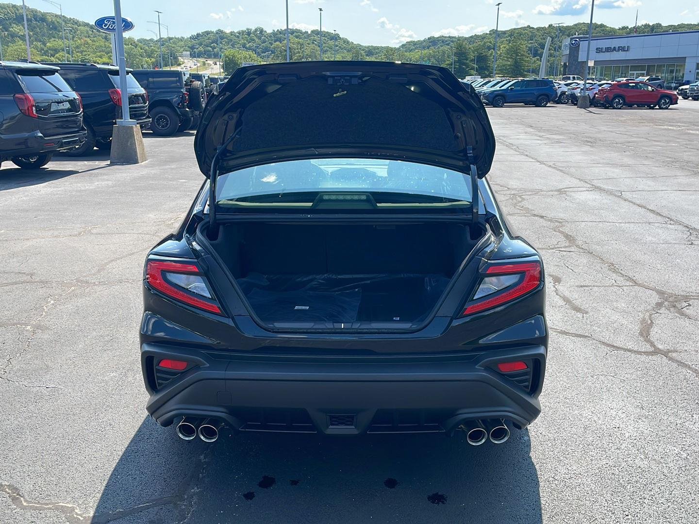 New 2026 CRYSTAL BLACK SILICA Subaru Premium image 26