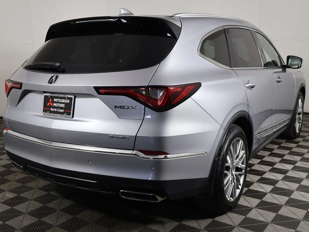 Used 2022 Silver Acura Advance image 14