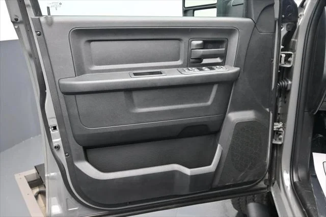 New 2026 Ceramic Gray Clearcoat RAM Black Express image 16
