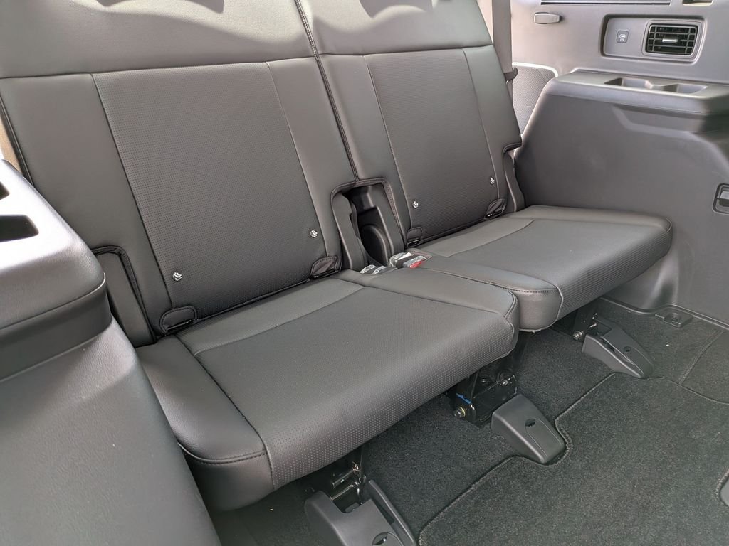 2026 Hyundai Santa Fe Limited - Photo 30