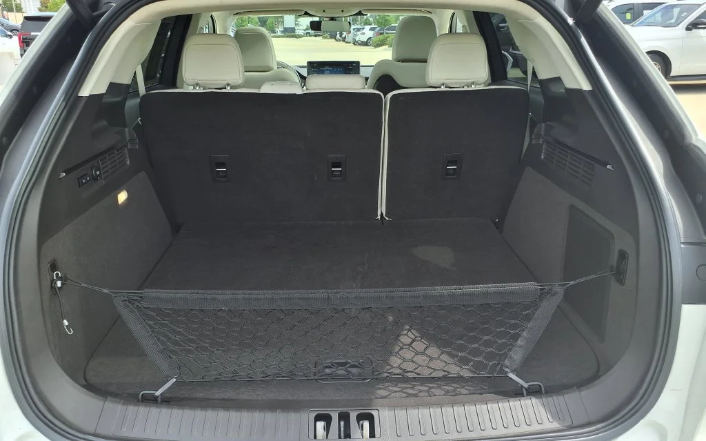 Used 2023 White Lincoln Black Label image 9