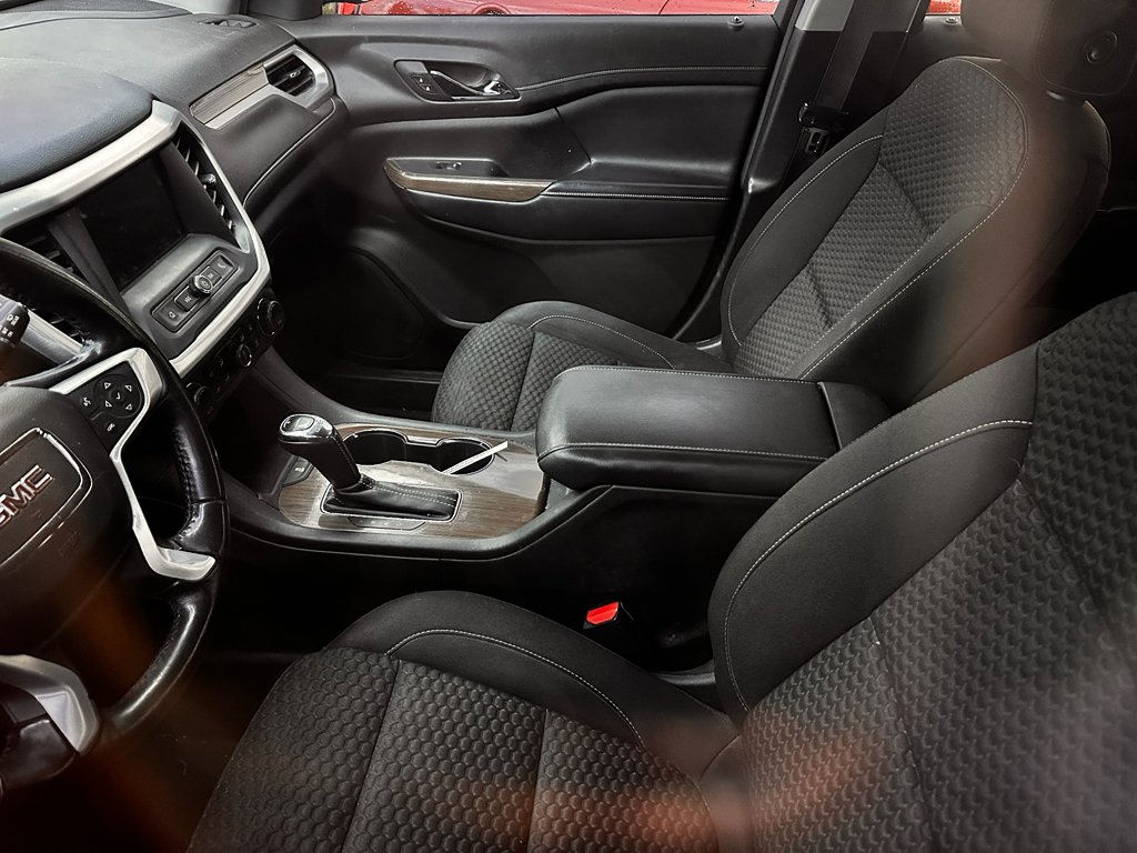 Used 2019 GMC Acadia SLE-1 with VIN 1GKKNKLA7KZ294770 for sale in Wrightsville, PA